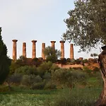 B&B Kolymbetra 3*