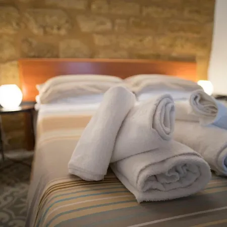 Bed and breakfast Kolymbetra 3*