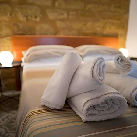 Kolymbetra Bed and breakfast 3*