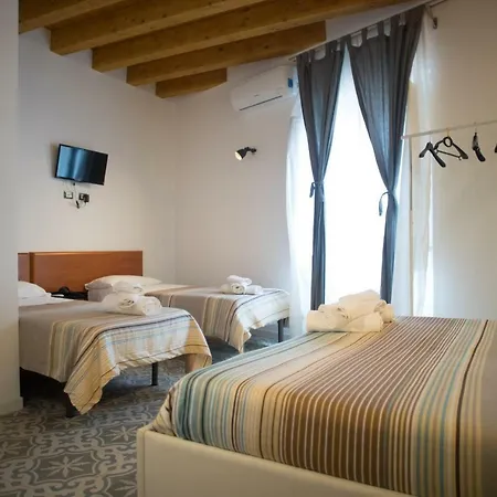 Kolymbetra Couette-café 3*