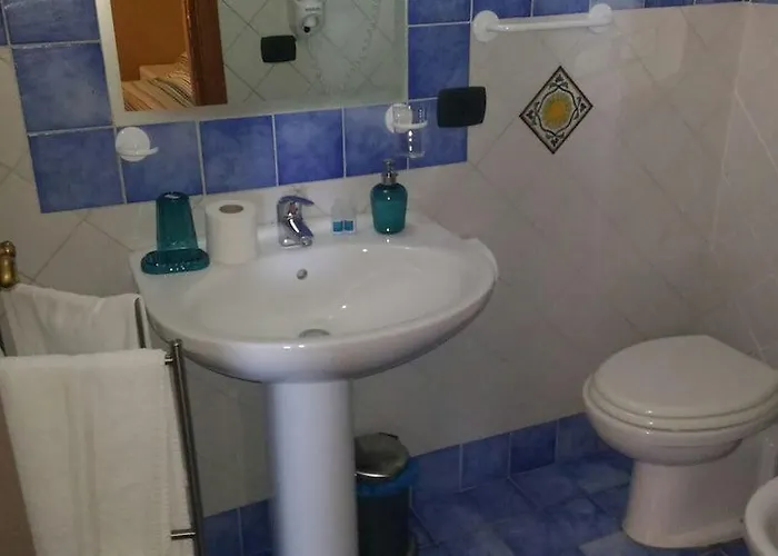 Alojamento de Acomodação e Pequeno-almoço Kolymbetra 3*